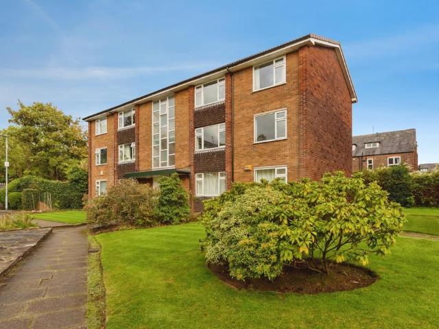 2 bedroom flat for sale