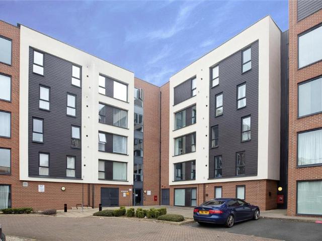 2 bedroom flat for sale