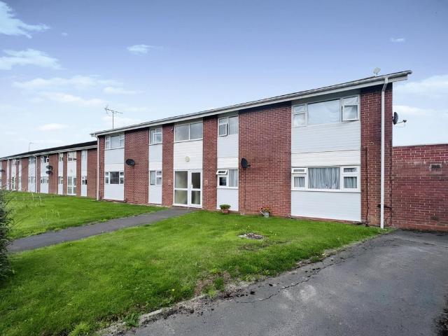 2 bedroom flat for sale