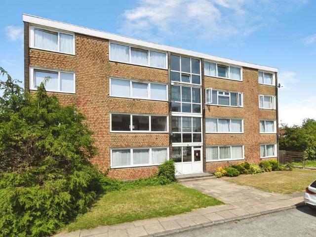 2 bedroom flat for sale