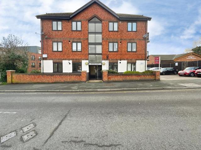 2 bedroom flat for sale