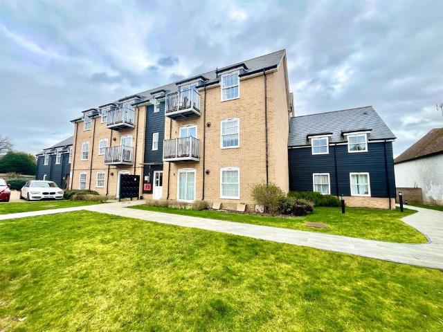 2 bedroom flat for sale