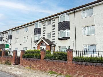 2 bedroom flat for sale