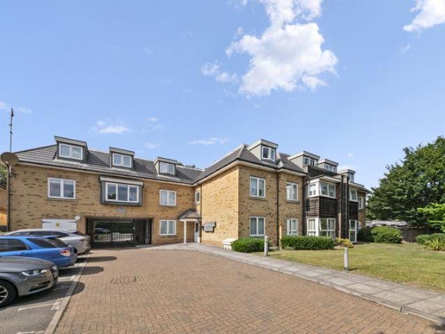 2 bedroom flat for sale