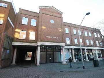 2 bedroom flat for sale