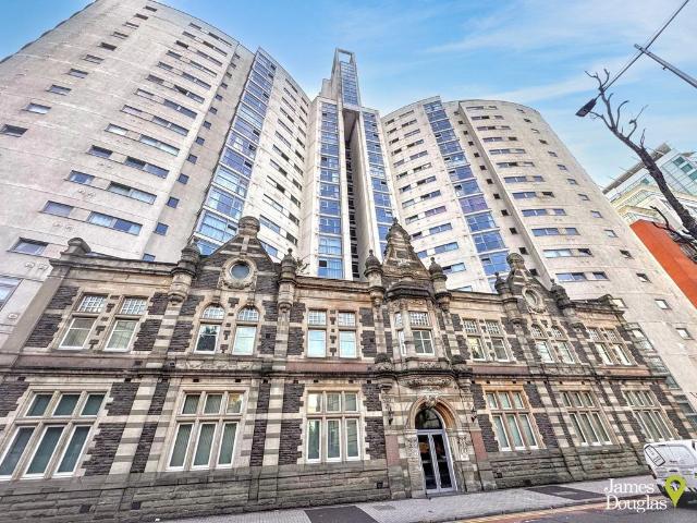 2 bedroom flat for sale