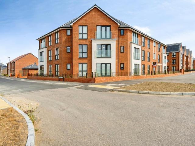 2 bedroom flat for sale