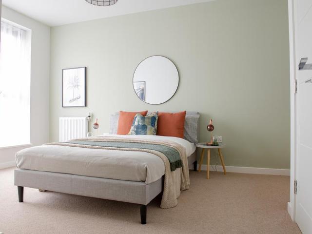 2 bedroom flat for sale
