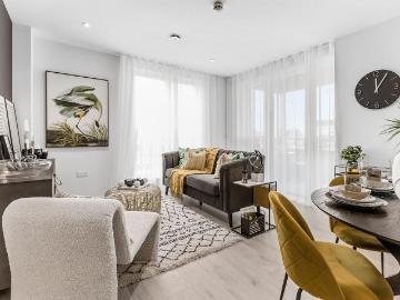 2 bedroom flat for sale