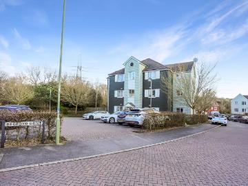 2 bedroom flat for sale
