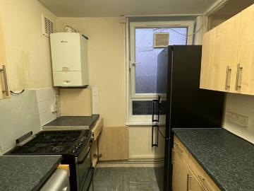 2 bedroom flat for sale