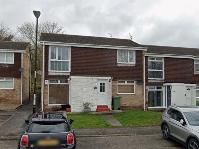 2 bedroom flat for sale
