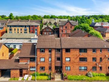 2 bedroom flat for sale