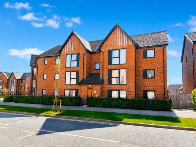 2 bedroom flat for sale