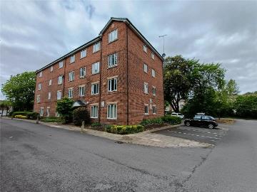 2 bedroom flat for sale