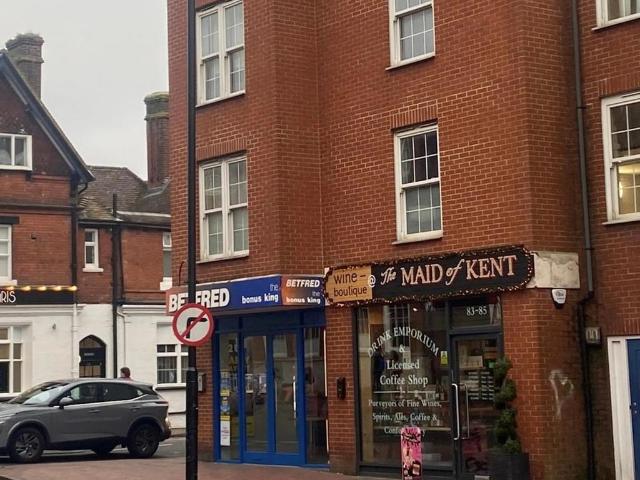 2 bedroom flat for sale