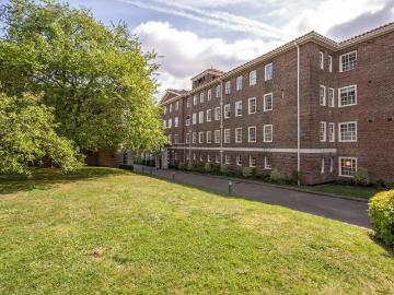 Southfields, SW18, Battersea Reach, London, Greater London