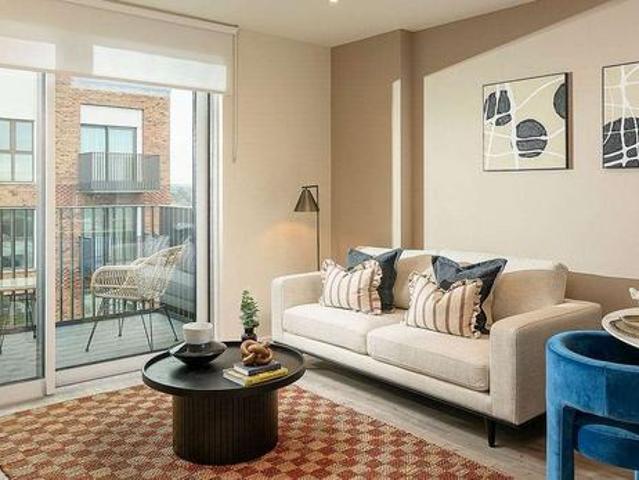 2 bedroom flat for sale