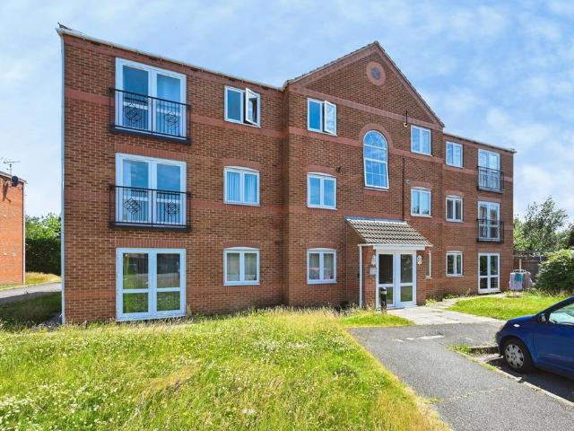 2 bedroom flat for sale