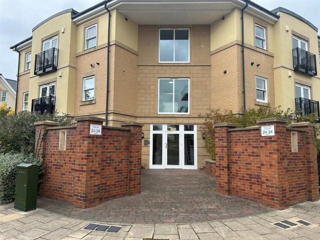 2 bedroom flat for sale