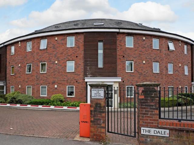 2 bedroom flat for sale