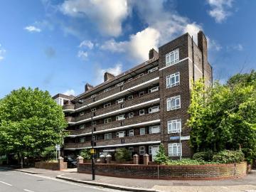 2 bedroom flat for sale
