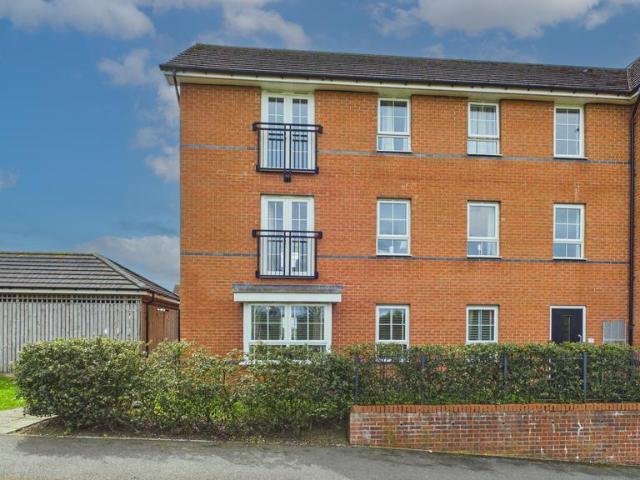 2 bedroom flat for sale