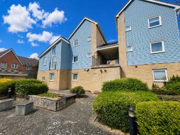 2 bedroom flat for sale