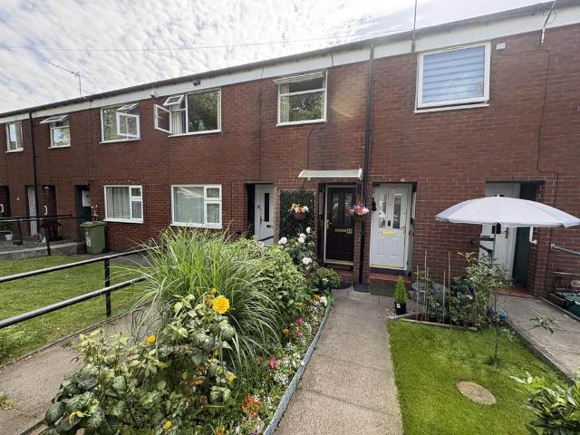 2 bedroom flat for sale