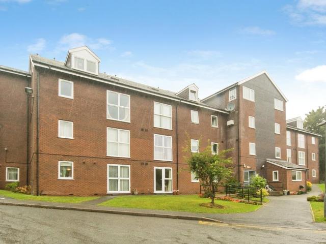 2 bedroom flat for sale