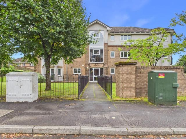 2 bedroom flat for sale