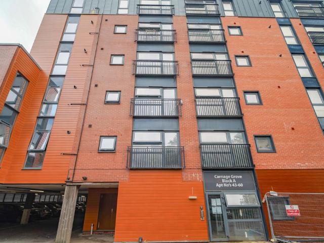 2 bedroom flat for sale