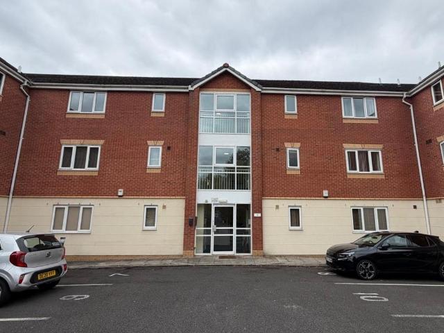 2 bedroom flat for sale