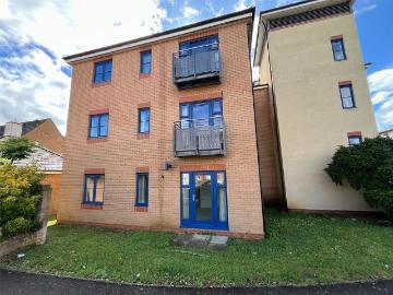 2 bedroom flat for sale