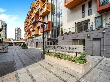2 bedroom flat for sale