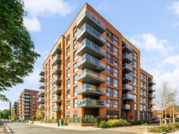 2 bedroom flat for sale