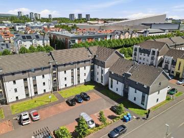2 bedroom flat for sale