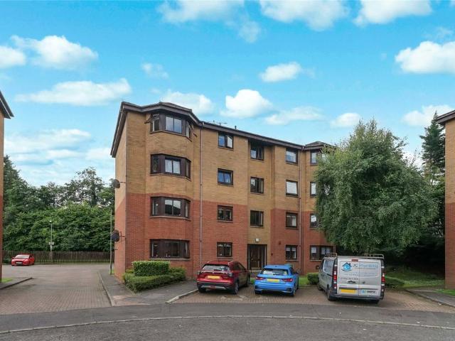 2 bedroom flat for sale