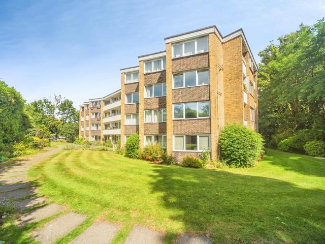 2 bedroom flat for sale