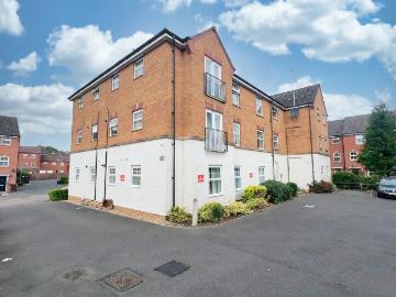 2 bedroom flat for sale