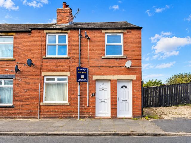 2 bedroom flat for sale