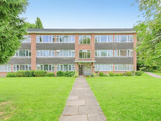 2 bedroom flat for sale