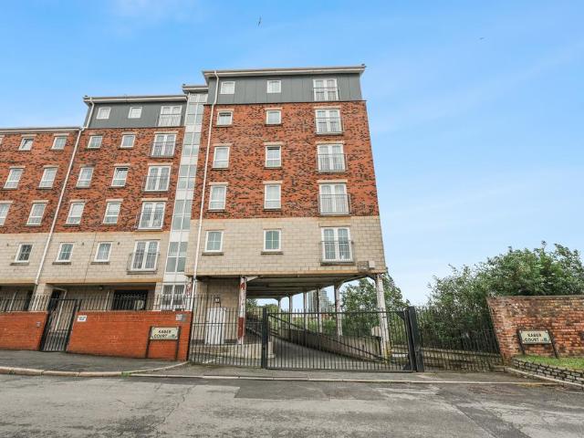 2 bedroom flat for sale