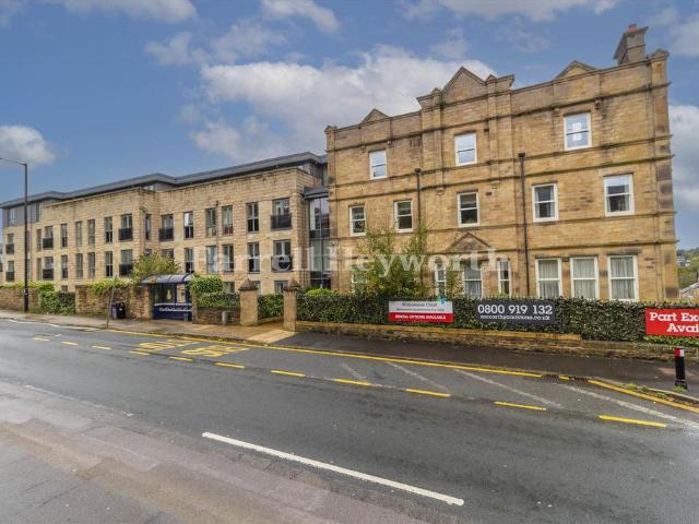 2 bedroom flat for sale