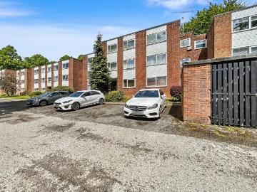 2 bedroom flat for sale