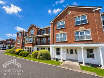 2 bedroom flat for sale
