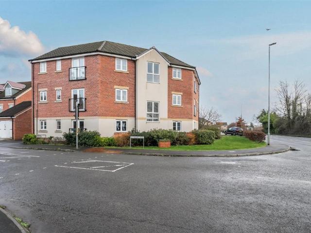 2 bedroom flat for sale