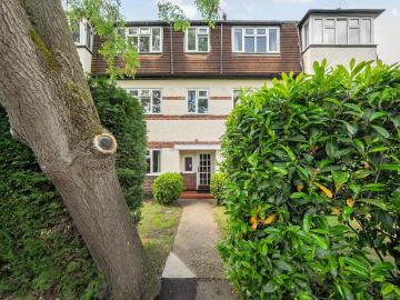 2 bedroom flat for sale