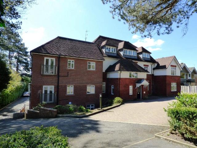 2 bedroom flat for sale