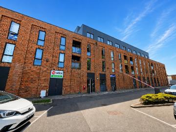 2 bedroom flat for sale